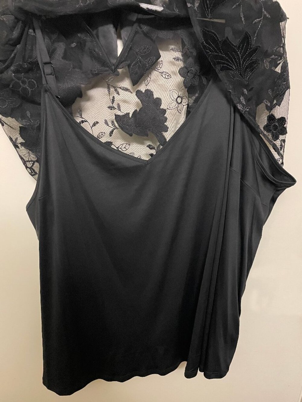 Torrid Velvet Tulle Top (3X) - Picture 3 of 4